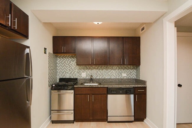 Photo - 450 W Wellington Ave Unidad B9