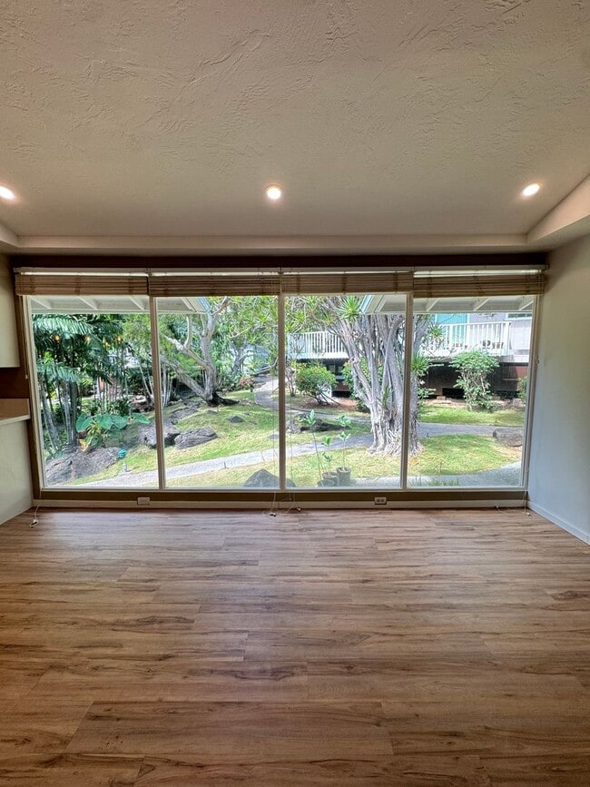 Photo - 3 BED, 2 BATH, 2 Parking with AC- Kalani I...