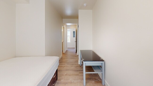 912 Mary-912M3-B2 - 912 Mary-912M3-B2 Apartment