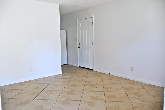 Photo - "Charming 3-Bed Home in Mary Esther!"
