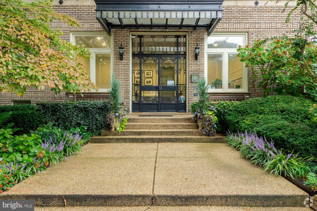Building Photo - 1916 17th St NW Unit 209 Rental