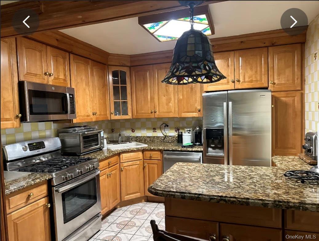 Photo - 144-23 175th St