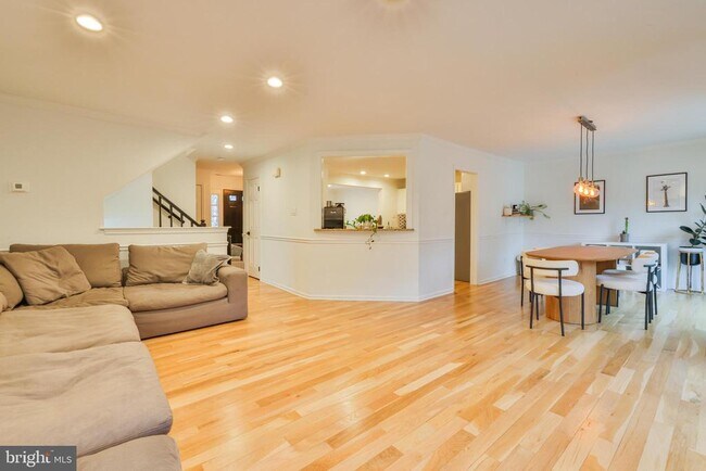 Photo - 173 Wildflower Cir