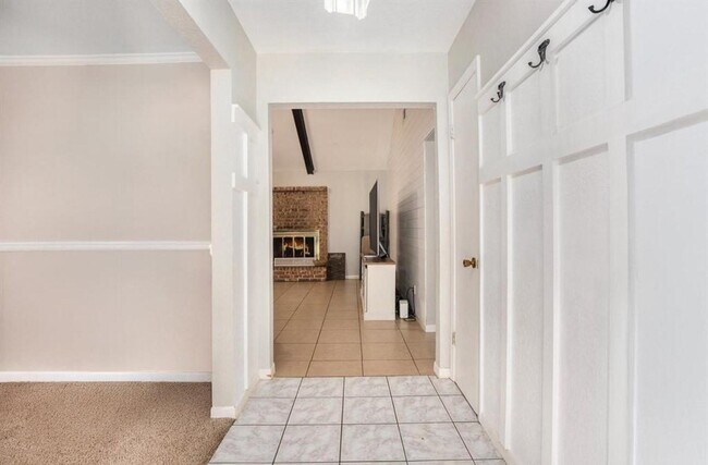 Photo - 1027 Sycamore St