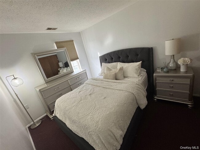 Building Photo - 3102 Whispering Hills Dr Unit 678