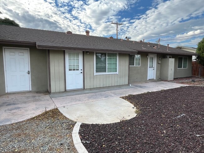 Photo - 25981 Coombe Hill Dr