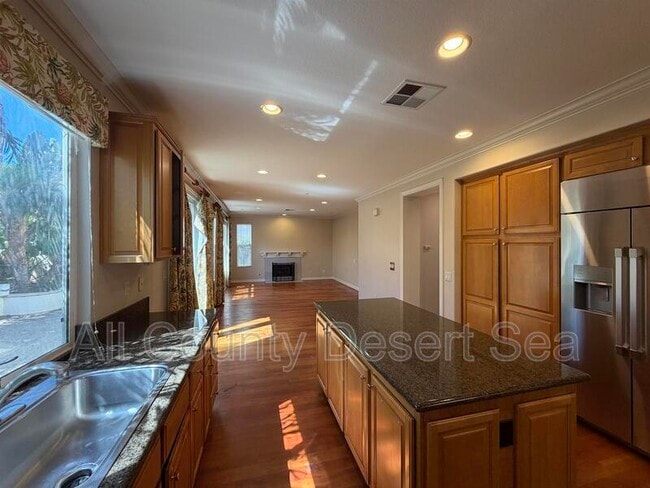 16621 Maywood Ln