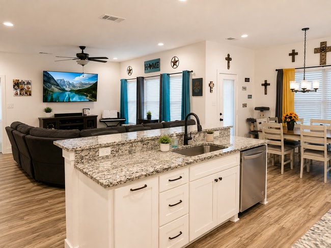 Photo - 2311 Camryn Ln