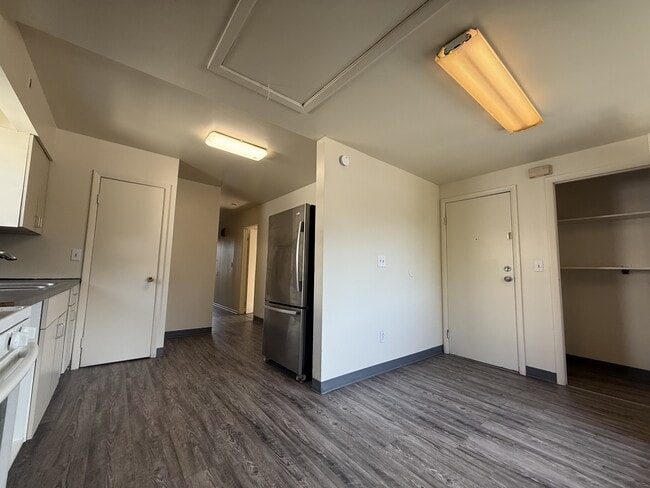 Photo - 292 Catherine St Unit 3