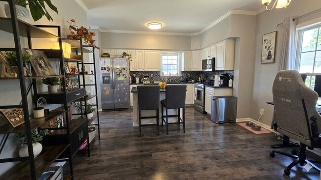 Photo - Welcome to this 3 bedroom 3 Bull Bathroom home with a Basement