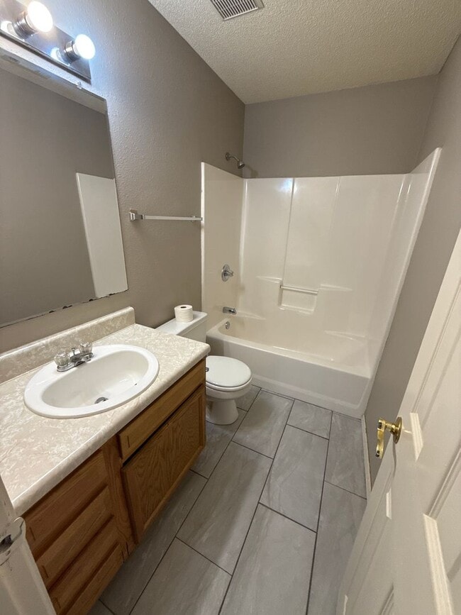 Photo - 3 bed, 2 bath, 2 car garage House, yard care included