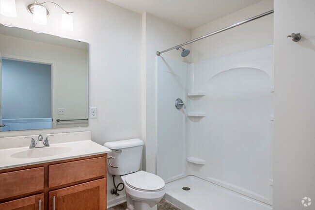 2BR, 2.5BA - 1086SF - Bathroom