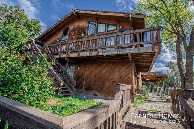 Photo - 11619 Lerdo Ave