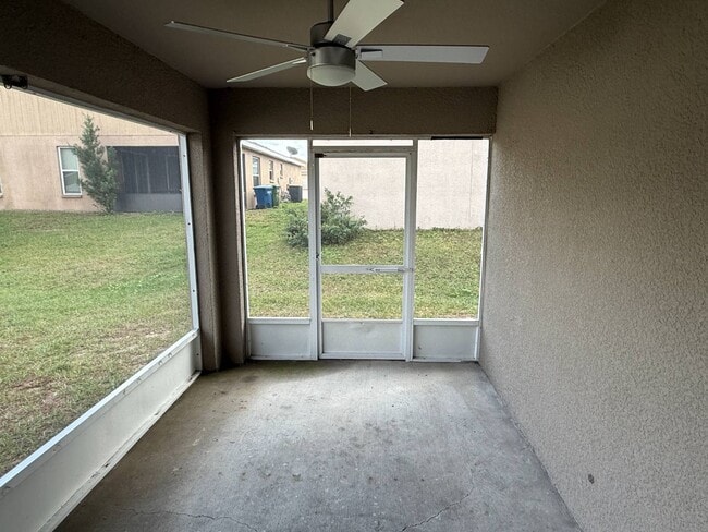 Photo - 4819 Summerfield Cir