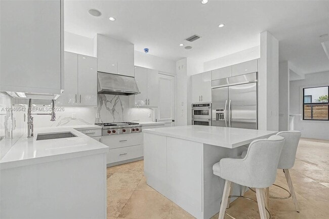 Photo - 2561 Trapp Ave