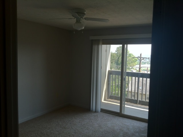 Living Room - Skyline Ridge Apartments