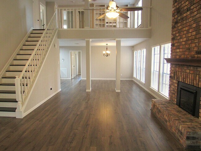 Photo - 3311 Golden Willow Dr