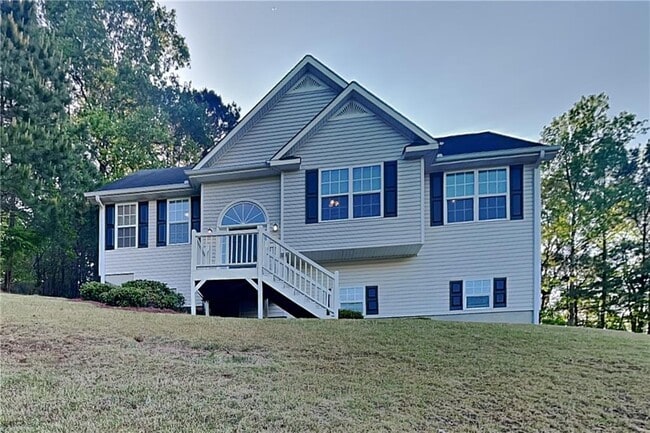 Building Photo - 58 Greenway Dr