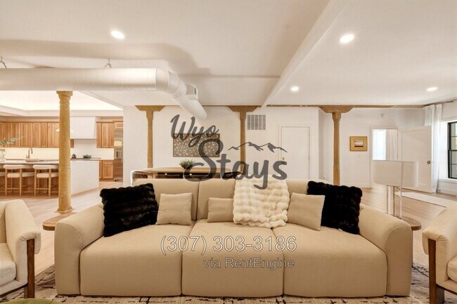 226 N Main St Unit 202