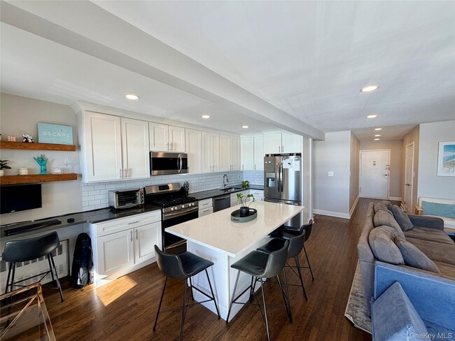 Photo - 1 E Broadway Unit 3N