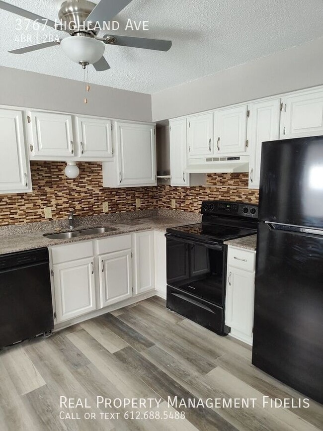 Photo - 3767 Highland Ave