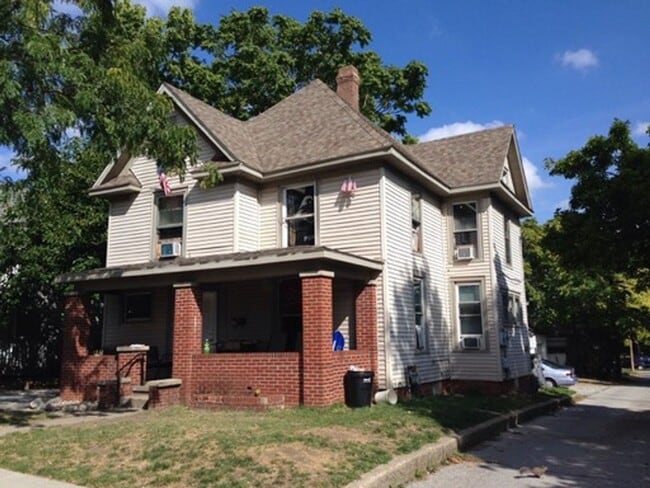 Building Photo - 104 N Salisbury St Unit 1 Rental