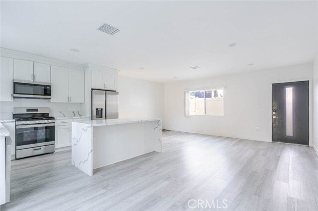 Photo - 11453 Calvert St