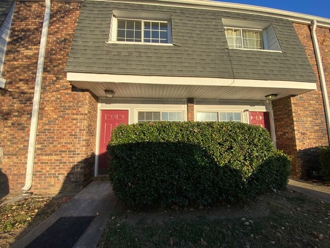 511 Plaza Place