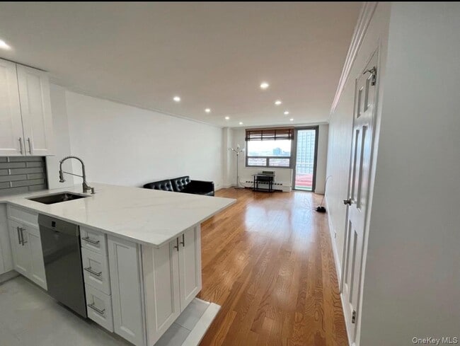 Photo - 61-25 97th St Unit 12P