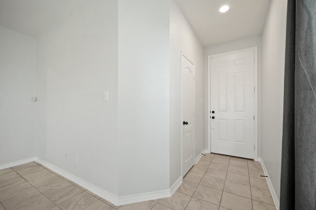 Photo - 4229 Gale Meadows