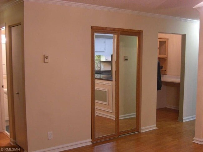 Photo - 925 30th Ave S