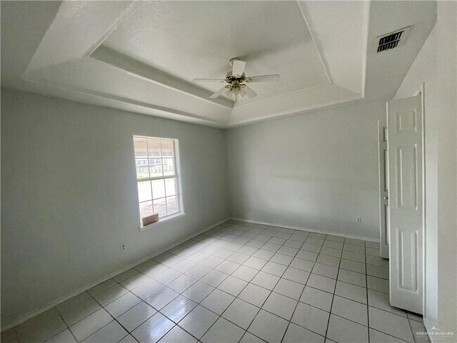 Photo - 15 Kimberly Ln