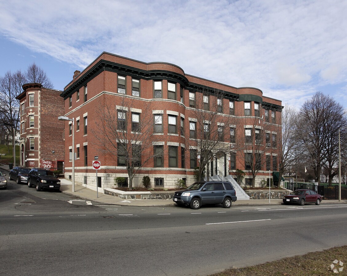 Photo - Ceylon Field Apartments