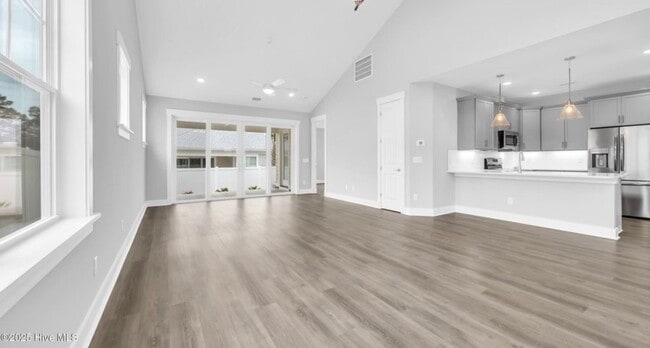 Photo - 1975 Indigo Cove Way