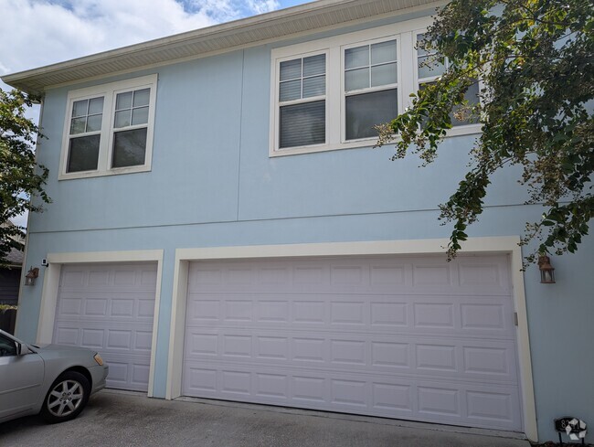 Building Photo - 8241 Upper Perse Cir Unit Garage apartment