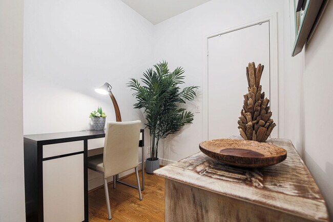 Photo - 333A Adelaide St E Unit FL2-ID1034605P