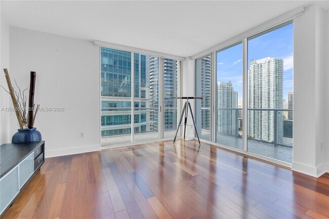 Photo - 1155 Brickell Bay Dr Unidad PH102