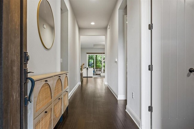 7122 Cut Plains Trail