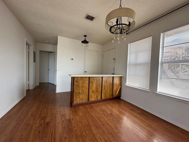 Photo - 1713 Hiawatha Dr