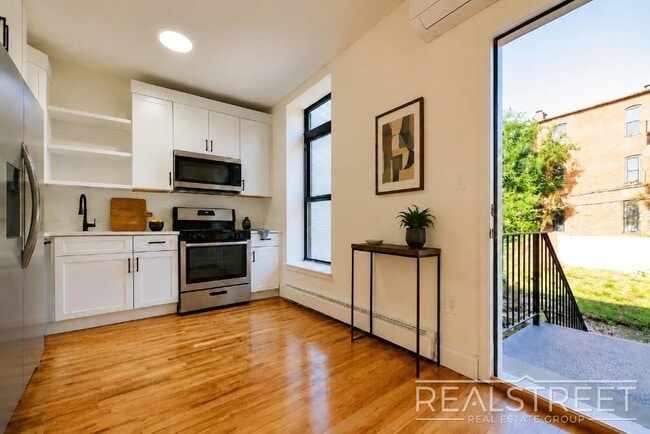 Photo - Charming 2 Bed 1.5 Bath Upper Duplex in Bushwick with Garden