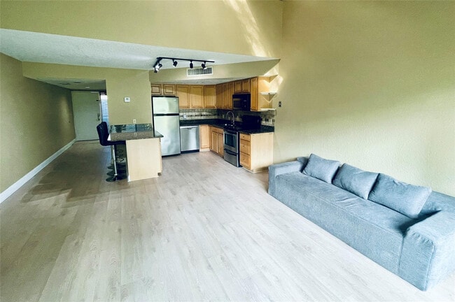 Photo - 57 Deer Creek Rd Unit F-102