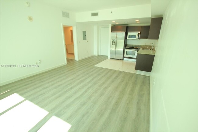 Photo - 951 Brickell Ave Unit 1409
