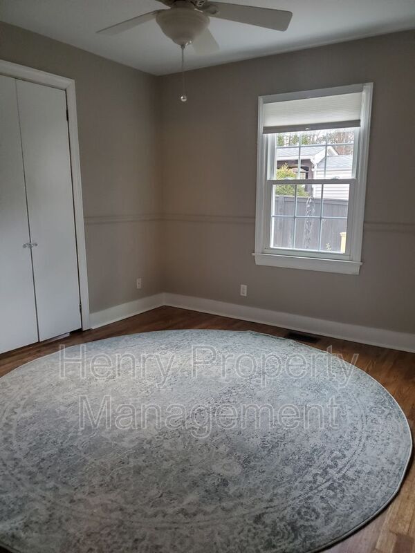 Photo - 309 Webster St