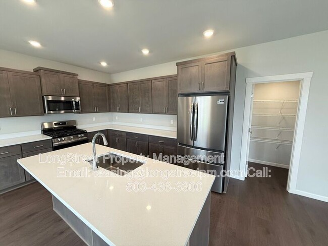 Photo - 5954 Henshaw St SE
