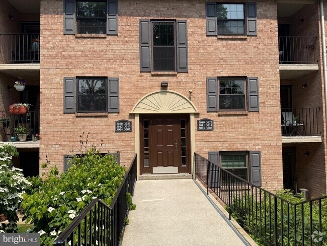 Building Photo - 3011 Valley Dr Unit 3011 Rental
