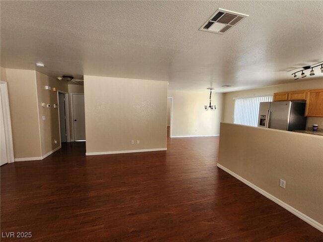 Building Photo - 5012 River Splash Ave Rental