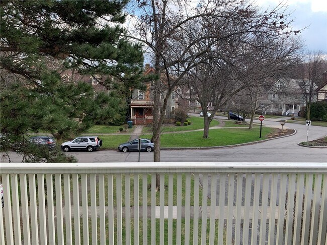 Photo - 57 Calumet St