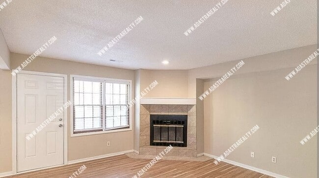 Photo - Beautiful and Spacious Townhome in LAWRENCE-Available in MAY!!