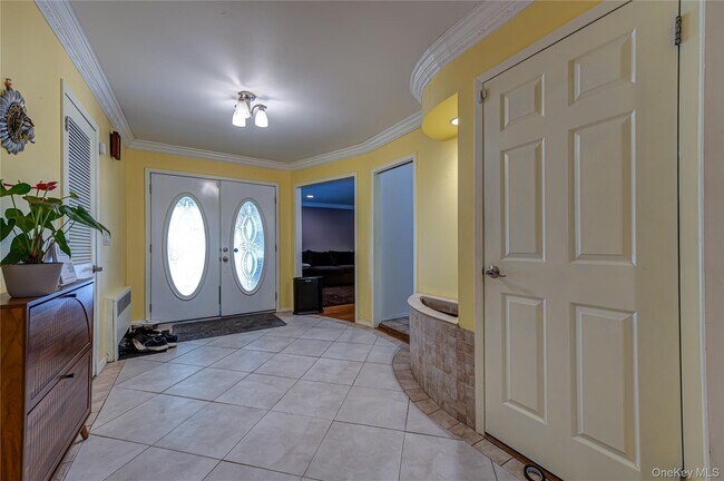 Photo - 37 Buckingham Dr