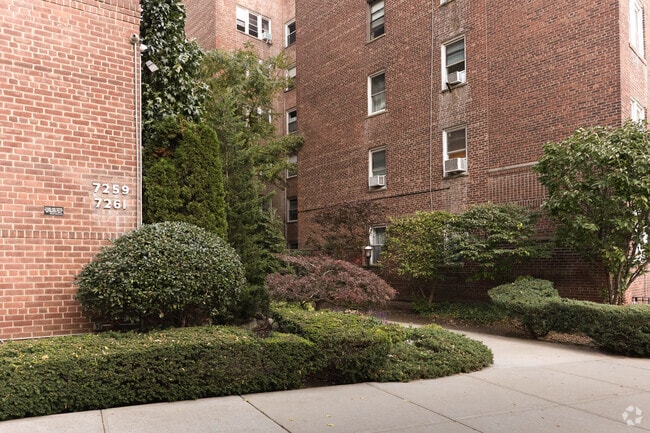 Photo - 7259-7261 Shore Rd